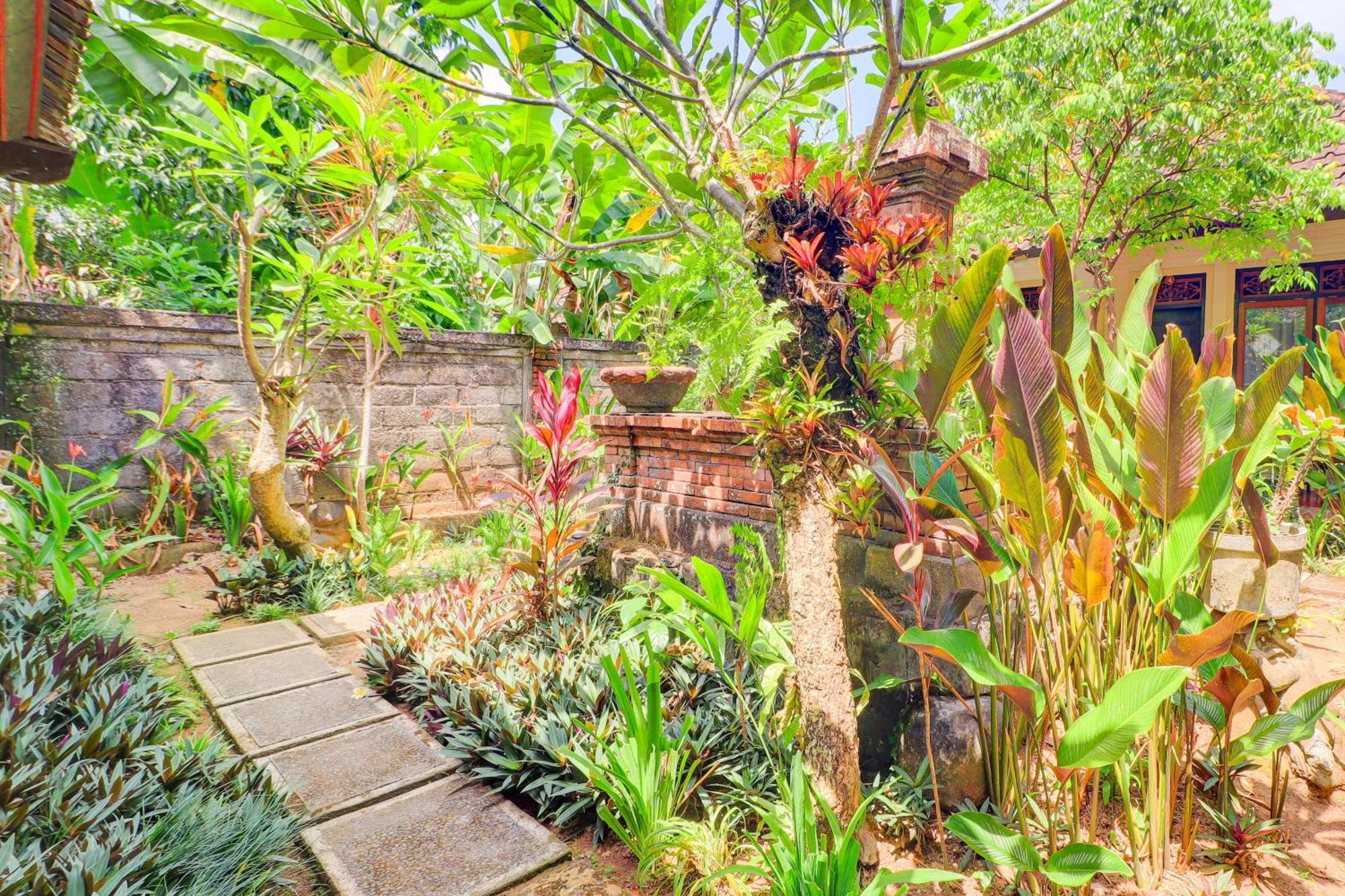 Hotel O Ubud Asri Homestay Near Monkey Forest Екстер'єр фото